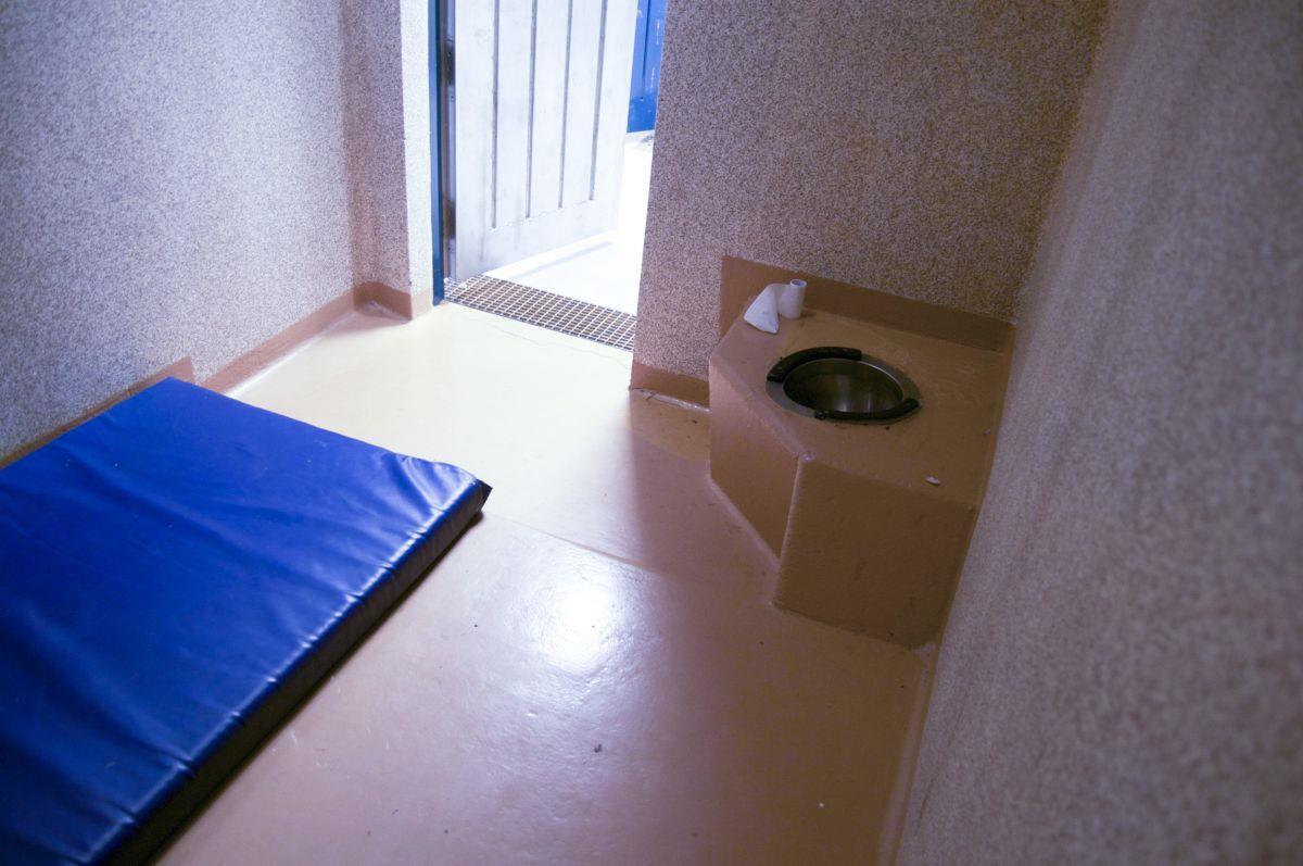 Nach einem Kneipenbesuch geht es für einen 52-Jährigen direkt in die Ausnüchterungszelle.