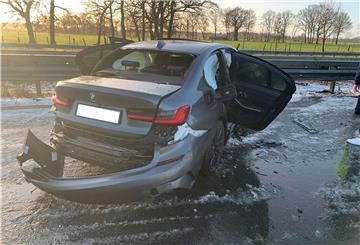 Nach einem plötzlichen Hagelschauer auf der Hansalinie A1 kam es zu einer folgenreichen Unfallserie.