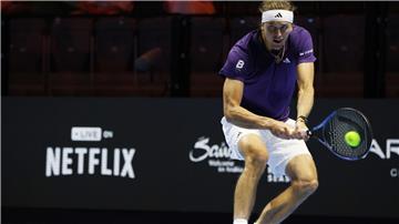 Nach nur einem Match war für Alexander Zverev Schluss beim Show-Turnier in Saudi-Arabien.