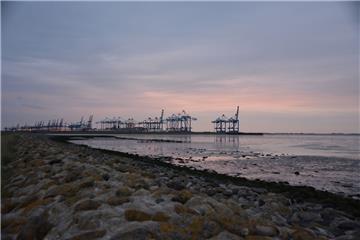 Nach Wattenmeer kommt Wattenland: Die Nationalparkverwaltung möchte die Flächen hinter dem Deich in den Fokus rücken.