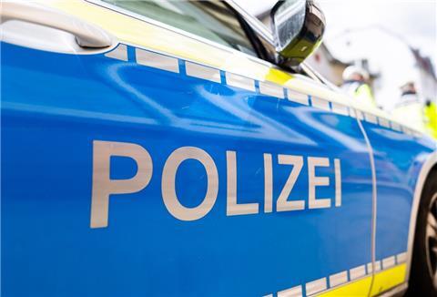 Nachdem am Ostermontag in Zeven ein Auto aufgebrochen wurde, warnt die Polizei davor, Wertgegenstände in Fahrzeugen zurückzulassen. 