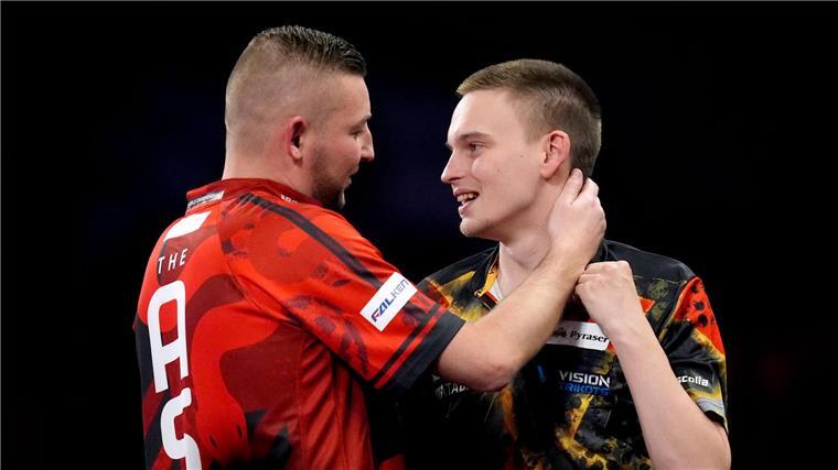 Nathan Aspinall beendete den deutschen Darts-Traum.