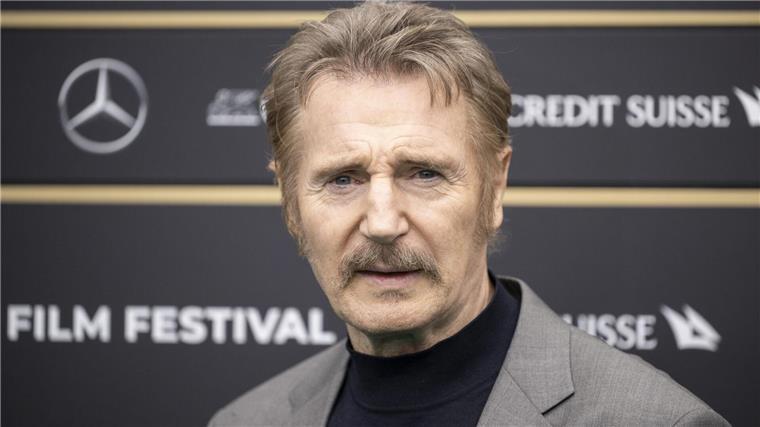 Neeson schwärmt von Chemie mit Anderson in „Nackter Kanone“ Neeson schlüpft in die Rolle von Frank Drebin Jr., den Sohn des schusseligen Polizisten Frank Drebin, den einst der 2010 gestorbene Leslie Nielsen berühmt machte. (Archivbild)