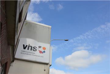 Neues „Dach“ für die Landkreis-VHS: Die Volkshochschule wird in eine gemeinnützige GmbH überführt.