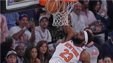 New Yorks Center Mitchell Robinson bewies seine Stärke als Abräumer unter den Körben.