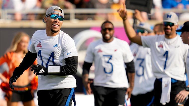 NFL-Profis wie Amon-Ra St. Brown sind einer Teilnahme an den Olympischen Spielen einen großen Schritt näher gekommen.