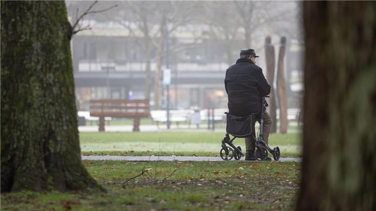 Nicht jeder lange Berufsweg endet mit einer auskömmlichen Rente. (Symbolbild)