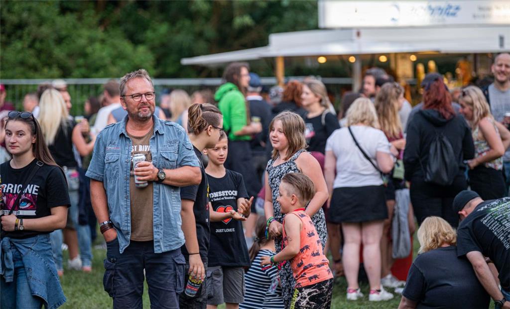 Nicht nur für Jugendliche: Beim Festival war das Publikum im Altersschnitt bunt ...