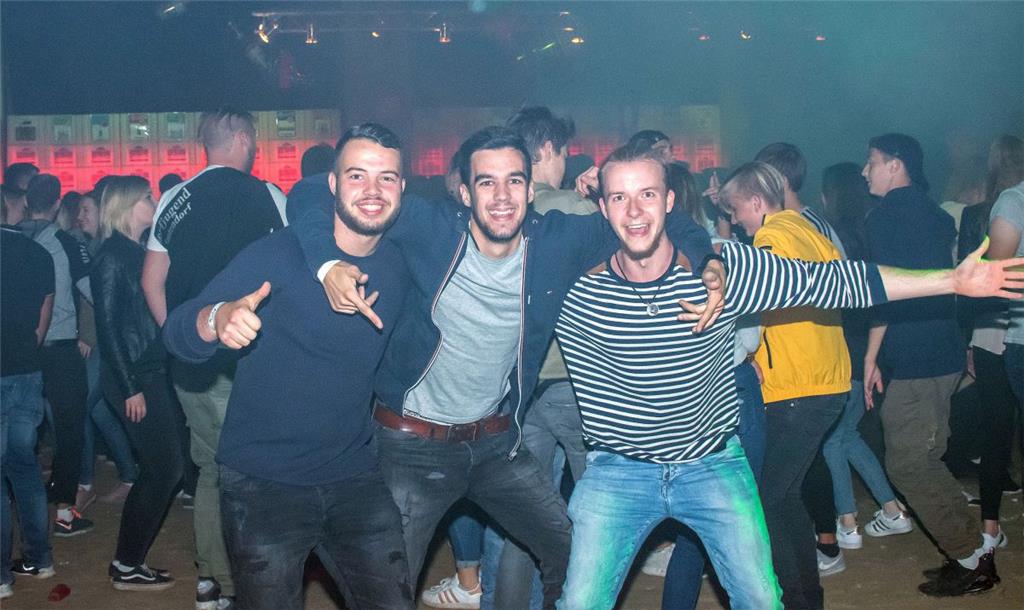 Nick, Luca und Oli aus Zeven machten in Steinfeld die Nacht zum Tag.
