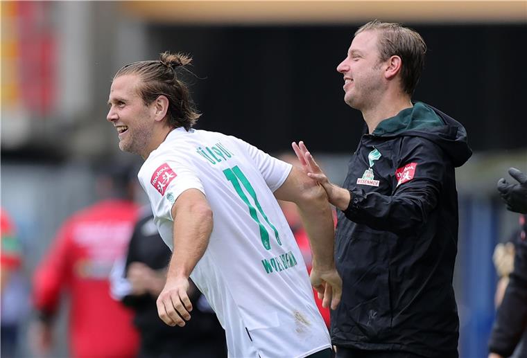 Das ist die besondere Geschichte von Niclas Füllkrug und Florian Kohfeldt Niclas Füllkrug (links) und Florian Kohfeldt schätzen sich sehr.