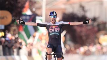 Nico Denz sorgt für den ersten deutschen Etappensieg beim 108. Giro.