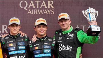 Nico Hülkenberg (r) schafft es im 239. Rennen erstmals auf ein Formel-1-Podium.