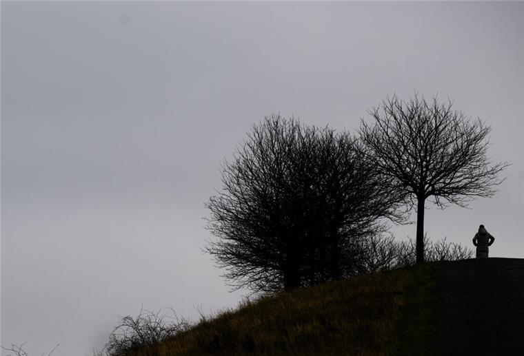 Niedersachsen und Bremen bleiben im Wintergrau: Nebel, Sprühregen und frostige Nächte prägen das Wetter.