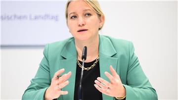 Niedersachsens Justizministerin Kathrin Wahlmann (SPD) will den Verbraucherschutz verbessern. (Archivbild)
