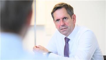 Niedersachsens neuer Ministerpräsident Olaf Lies will die geplanten Investitionen möglichst schnell sichtbar machen.