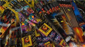 Niedersachsens Sozialminister Andreas Philippi ruft zum verantwortungsbewussten Umgang mit Silvester-Feuerwerk auf. (Symbolbild)