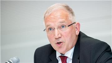 Niedersachsens Verfassungsschutzpräsident Dirk Pejril sieht seine Behörde nach der Gesetzesänderung gestärkt. (Archivbild) 