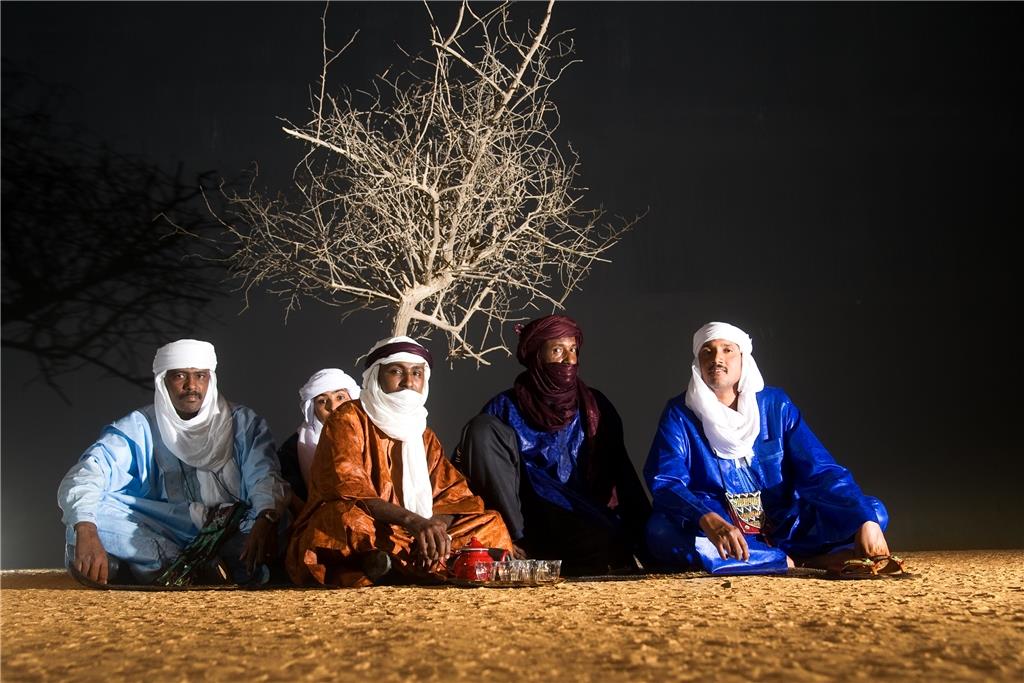Niger: Tuareg in der Steinwüste