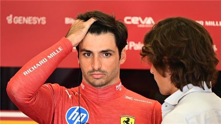 Ungeklärte Zukunftsfrage macht Sainz Stress Noch ist unklar für welchen Rennstall der Spanier Carlos Sainz kommende Saison antritt.