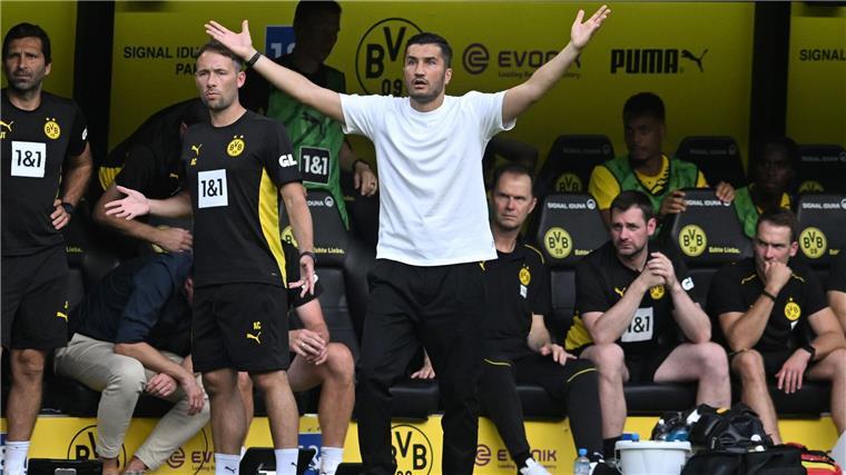 Gelungenes Sahin-Debüt beim BVB - Gittens trifft doppelt Noch läuft nicht alles rund für den neuen BVB-Coach Sahin.