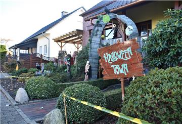 Nordeham ist „Halloween Town“: In diesem Jahr dürfen Hexen, Vampire und Skelette nach einer einjährigen Pause wieder endlich um die Häuser ziehen.