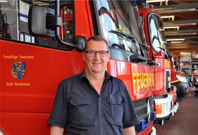 Nordenhams Stadtbrandmeister Ralf Hoyer warnt vor einem hohen Infektionsrisiko bei Einsätzen.