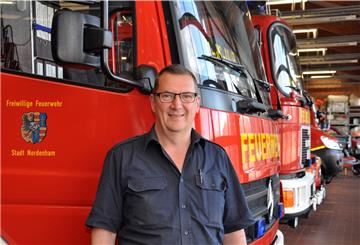Nordenhams Stadtbrandmeister Ralf Hoyer warnt vor einem hohen Infektionsrisiko bei Einsätzen.