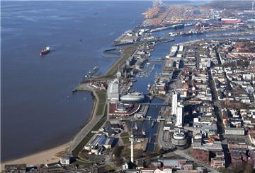 Nordsee-Häfen wie Bremerhaven gelten als zentrale Drehschreiben für Militär und Handel. Der Hafenverband fordert Milliarden für Verteidigung und Schutz.