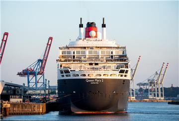 Auf der „Queen Mary 2“ sind nach einem Stopp in New York über 200 Menschen am Norovirus erkrankt. Die Betroffenen wurden isoliert, Maßnahmen laufen.
