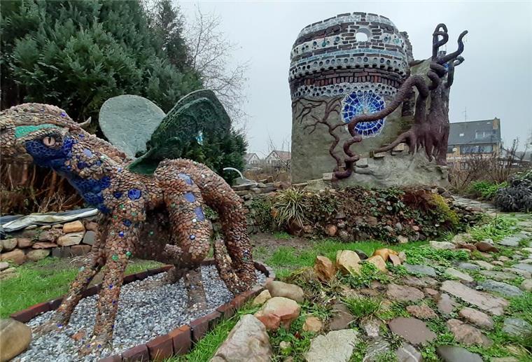 Nun ist es endgültig. Die Stadt besteht darauf, dass das Kunstwerk in der Kleingartenanlage Naturglück abgebaut wird.
