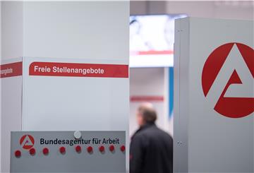 Nur 116 Arbeitsstellen sind im vergangenen Monat bei der Bundesanstalt gemeldet worden. Das sind 101 (47 Prozent) weniger als ein Jahr zuvor.