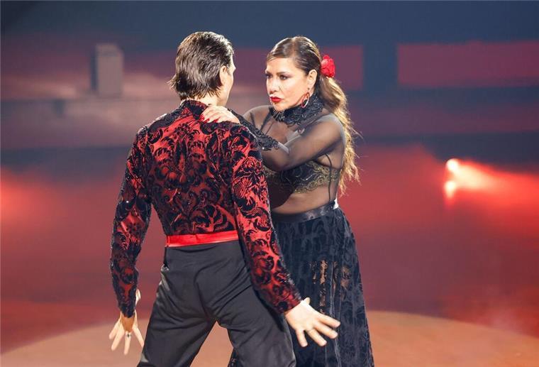 Zu wenig Rock: Dieses „Let’s Dance“-Paar ist ausgeschieden Nur 13 Jurypunkte gab es für Simone Thomalla und Evgeny Vinokurov.