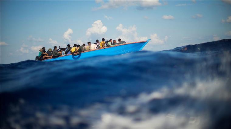 AWO fordert Bundesmittel für Seenotrettung im Mittelmeer Ob die Bundesregierung Mittel für die zivile Seenotrettung im Mittelmeer geben sollte, darüber gehen die Meinungen auseinander. (Archivbild)