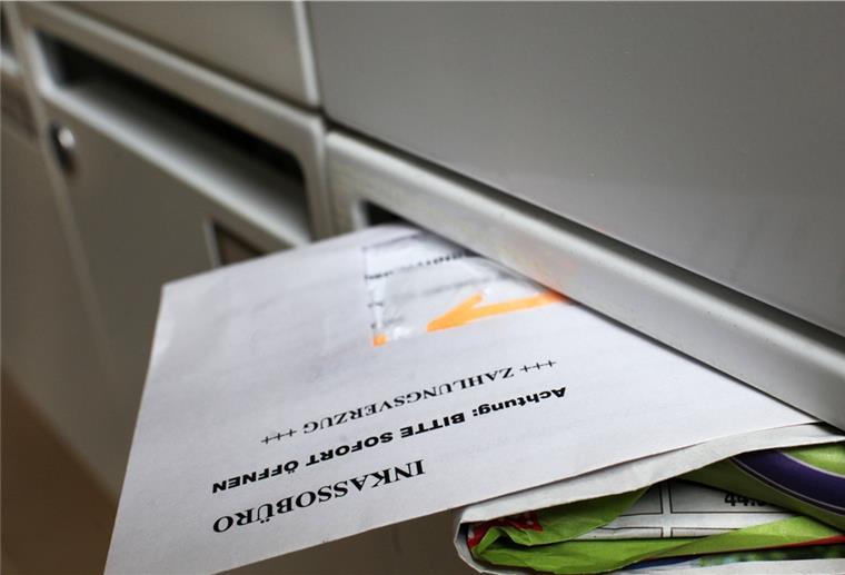 Ob nun Betrug oder echte Forderungen: Inkassoschreiben schaut man sich besser genau an - Ignorieren ist immer der falsche Weg. 