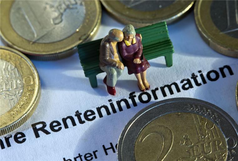 Ohne eine nachhaltige Rentenreform droht vielen Menschen im Alter Armut.