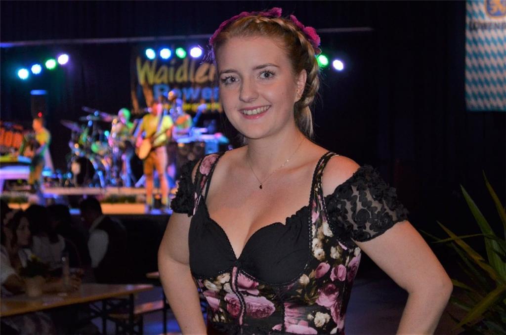 Oktoberfest in der Bremerhavener Stadthalle. Foto: Adebahr