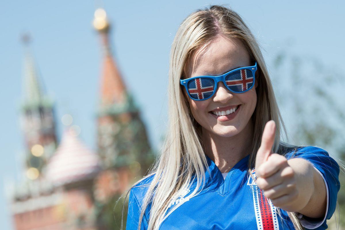 Fußball-WM: Island schockt Argentinien Olga aus Island ist begeistert. Ihr Team hat Argentinien ein Unentschieden abgetrotzt.