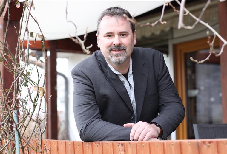Tarmstedt: Oliver Moje will Rathauschef werden Oliver Moje aus Kirchtimke will Samtgemeindebürgermeister werden. Der 49-Jährige tritt als unabhängiger Einzelbewerber an.