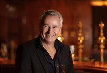 Oliver Peuker
