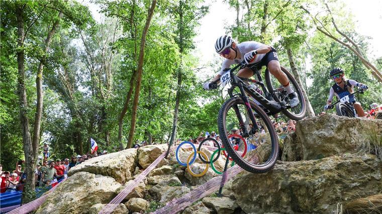 Mountainbike: Lecomte-Sturz schockt, Benz chancenlos Olympia-Teilnahme als Highlight: Nina Benz