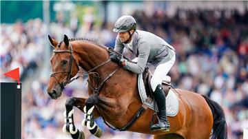 Olympiasieger Christian Kukuk reitet bei der EM das Pferd Just Be Gentle 