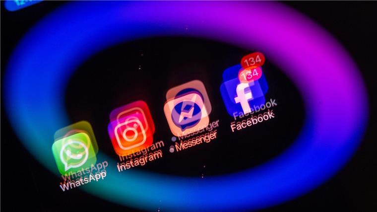 Onlineplattformen sollen nach Ansicht der Grünen im Bundestag besteuert werden (Archivbild).