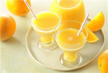 In Orangen ist viel Vitamin C. 