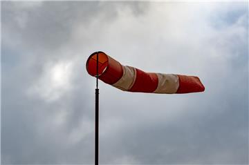 Orkantief "Thomas" hat in Niedersachsen für zahlreiche Einsätze gesorgt. 