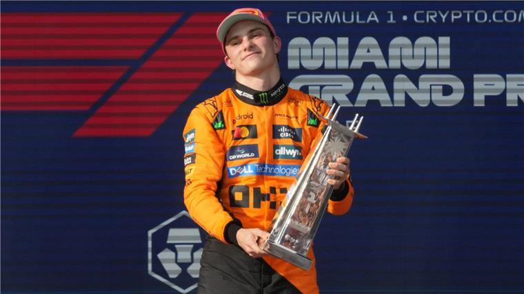 Wette mit NFL-Star: Piastri probiert den Griddy Oscar Piastri ist der Mann der Stunde in der Formel 1.