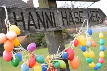 Ostereistedt: In der Heimat von Hanni Hase soll es bald nicht nur kleine Ostereier, sondern auch ein Riesen-Ei aus Beton geben, das "Ovum". 