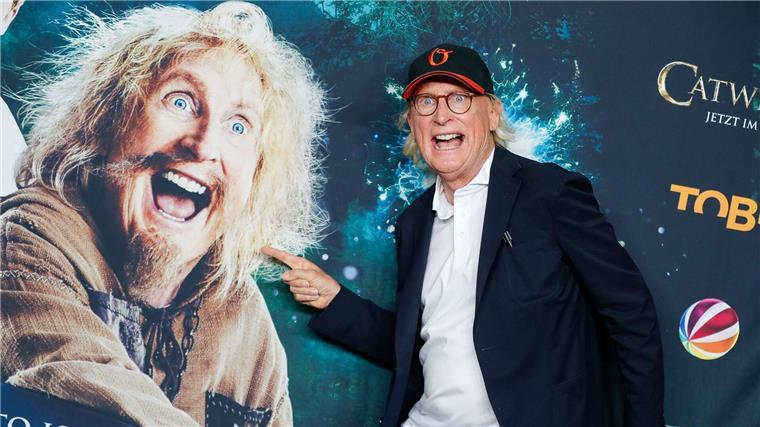 Kult-Comeback: Otto als Zauberer in „Catweazle“ Otto Waalkes spielt „Catweazle“.
