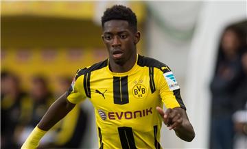 Ousmane Dembélé macht den Abflug: Für eine fixe Summe von 105 Millionen Euro wechselt der 20-Jährige von Borussia Dortmund zum FC Barcelona.