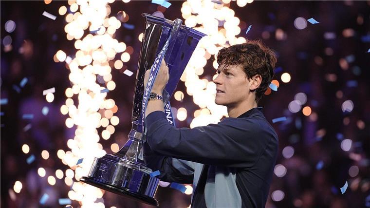 Nächster Stopp Davis Cup - Sinner ist noch nicht fertig Party-Stimmung: Jannik Sinner wurde von seinem Heimpublikum lautstark gefeiert.