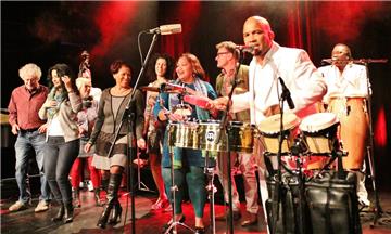 Klazz Brothers mit "Classic meets Cuba 2"